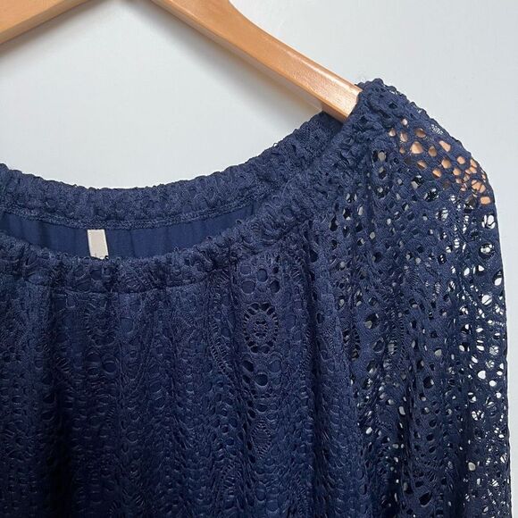 Leo & Nicole Lace Blouse Top Peasant Style Dark Navy Blue women’s size S - Picture 3 of 7